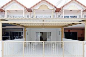 บ้านสวนวิลล์-ชลบุรี บ้านรีโนเวทสวยงาม ตกแต่งเฟอร์นิเจอร์ครบ